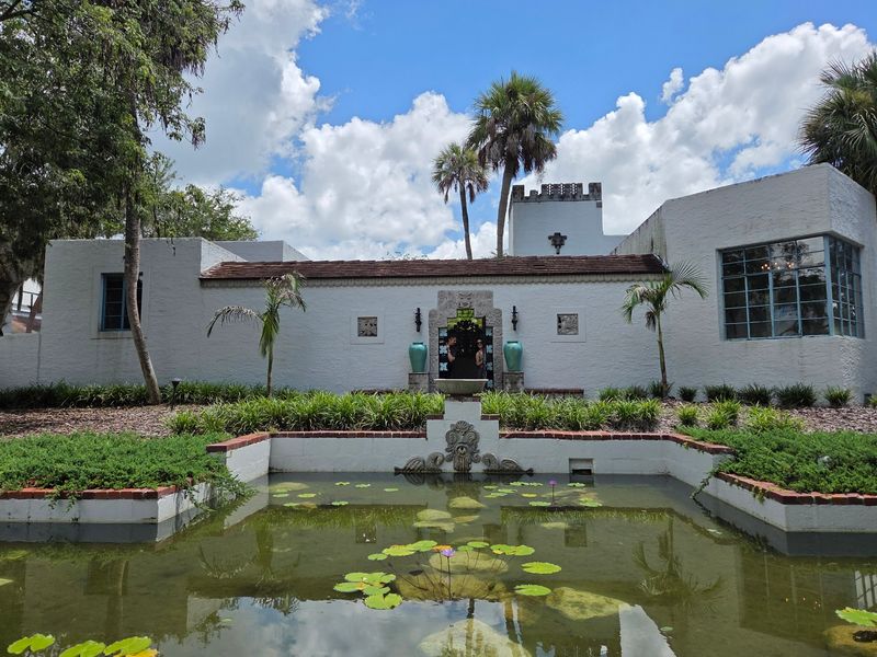 An Art Colony With Deep Roots