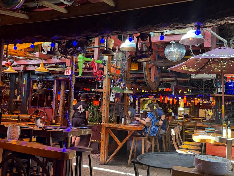 An Atmosphere Made for Date Nights and Big Groups
