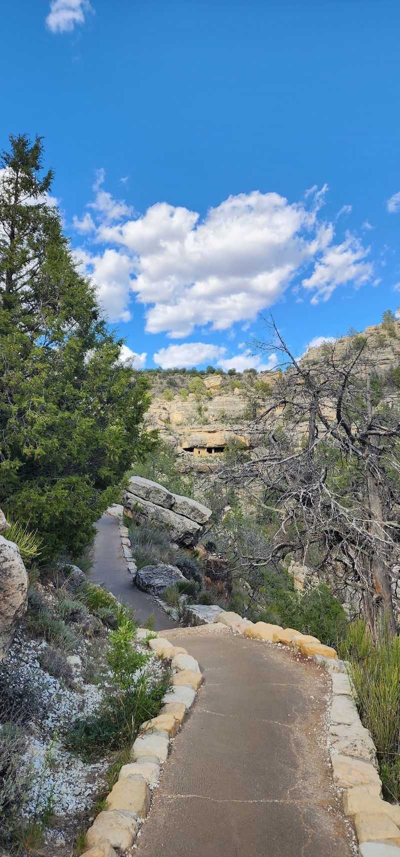 An Easier Stroll Along The Rim Trail An Easier Stroll Along The Rim Trail
