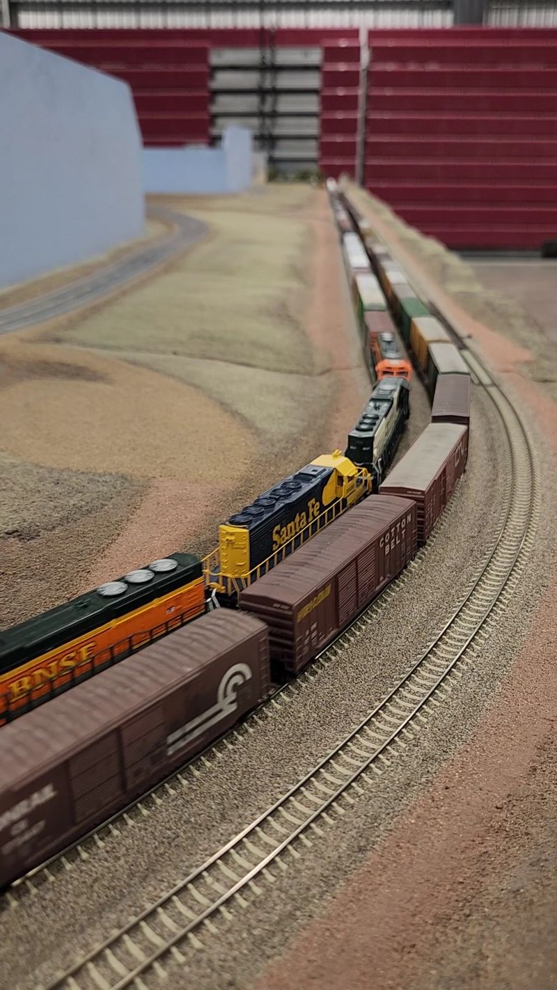 An HO-Focused Model Railroad Corner An HO-Focused Model Railroad Corner