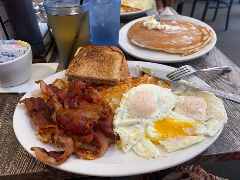 Diner Classics Beyond the Morning Rush