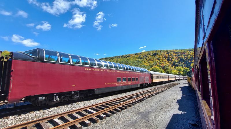 Dome Car Views Feel Like a Treat Dome Car Views Feel Like a Treat