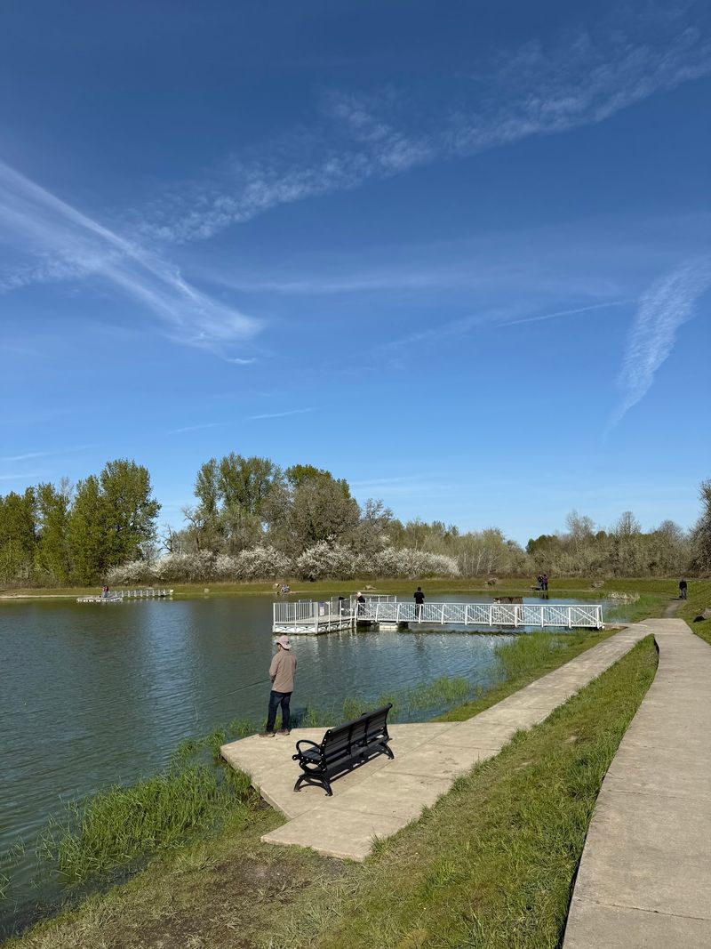 Easy Access to Lake Life Easy Access to Lake Life