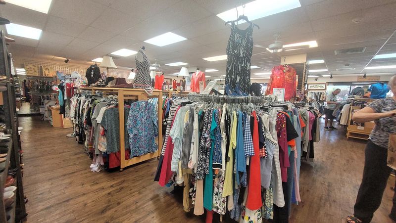 Foundation for Blind Children Thrift Store, Phoenix, Arizona Foundation for Blind Children Thrift Store, Phoenix, Arizona