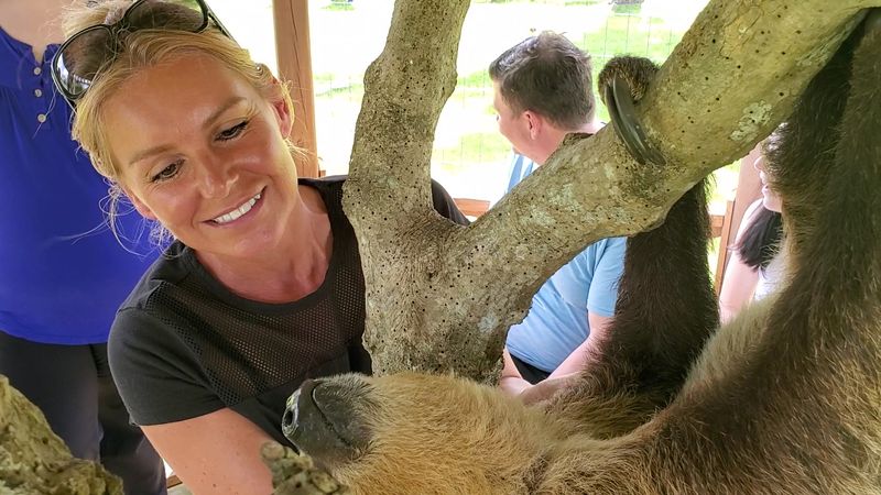 Guides Who Actually Know Their Animals