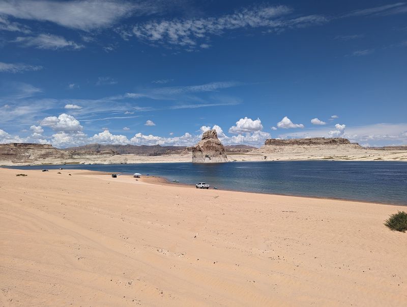 Lake Powell, Lone Rock Beach, Big Water