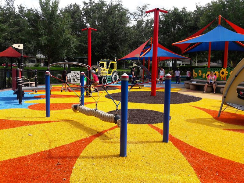 Lakeland Splash Pad at Barnett Family Park, Lakeland