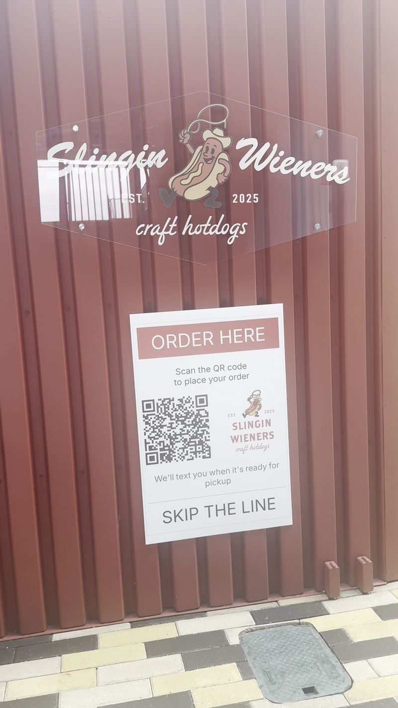 Ordering by Phone With a QR Code Ordering by Phone With a QR Code
