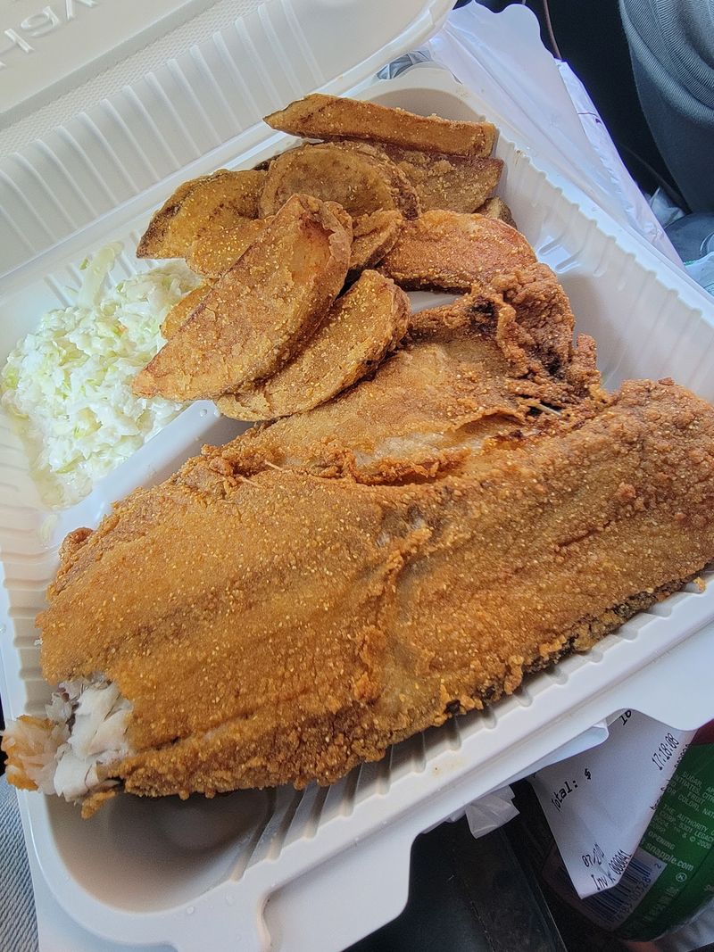 Platters, Sandwiches, and the Sides That Ride Along