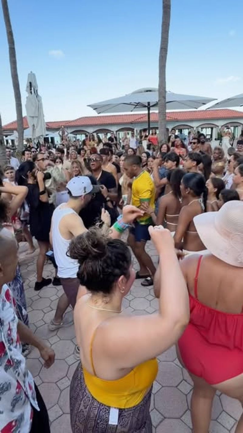 Pool parties, showcases, and a concert change the pace Pool parties, showcases, and a concert change the pace