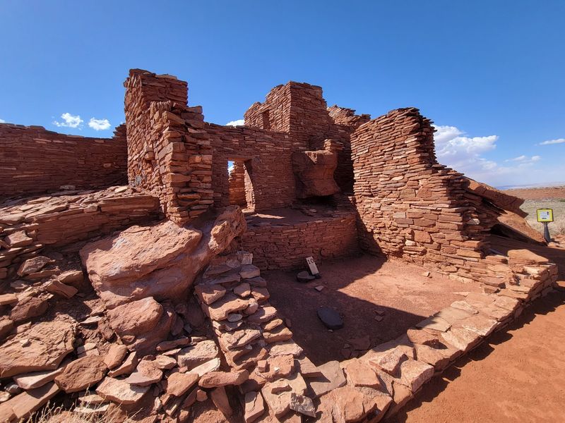 Red Sandstone Walls Built From An Ancient Sea Red Sandstone Walls Built From An Ancient Sea