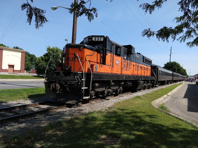 Rolling Into Metamora