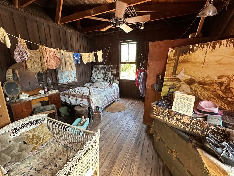Rooms Packed With Relics From the Past Rooms Packed With Relics From the Past