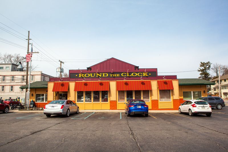 Round the Clock, Valparaiso, Indiana Round the Clock, Valparaiso, Indiana