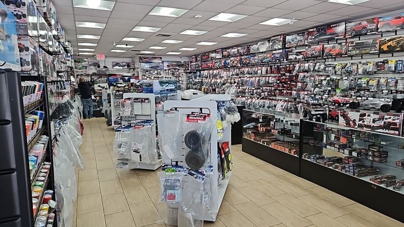 Small Space, Staggering Selection Small Space, Staggering Selection