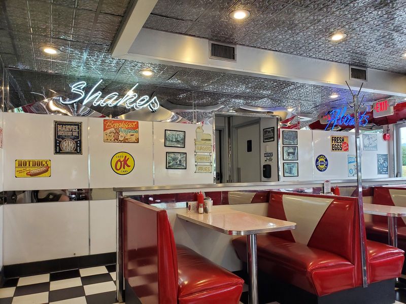 That Retro Diner Charm