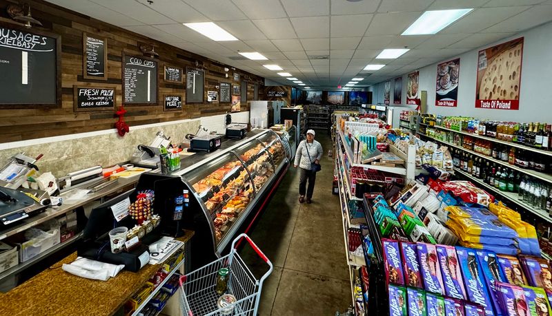 The Address That Anchors a Naples Favorite The Address That Anchors a Naples Favorite