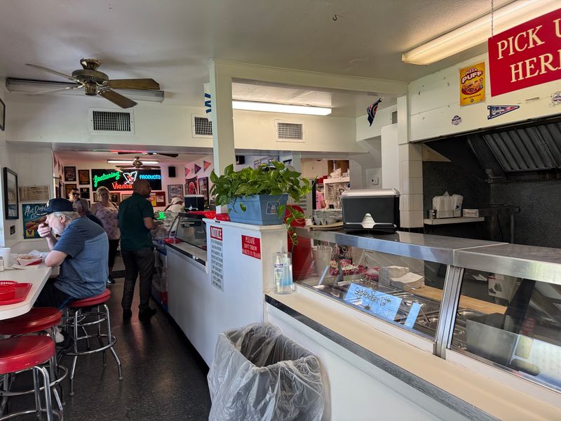 The Cashier Who Turns a Rush Into a Reunion The Cashier Who Turns a Rush Into a Reunion