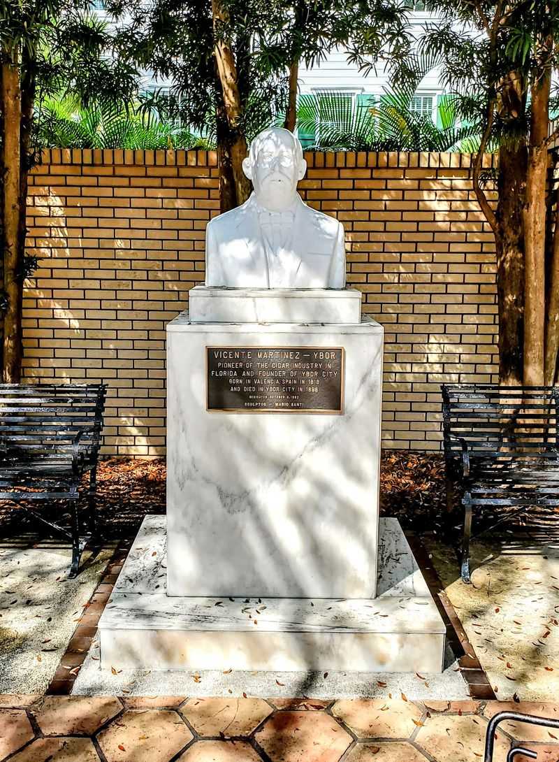 The Cigar Man Who Built a City