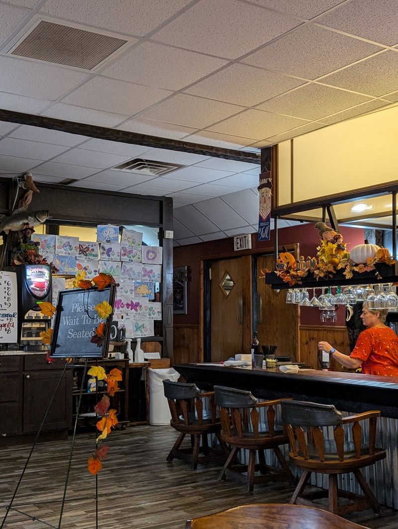 The Cozy, Nostalgic Atmosphere The Cozy, Nostalgic Atmosphere