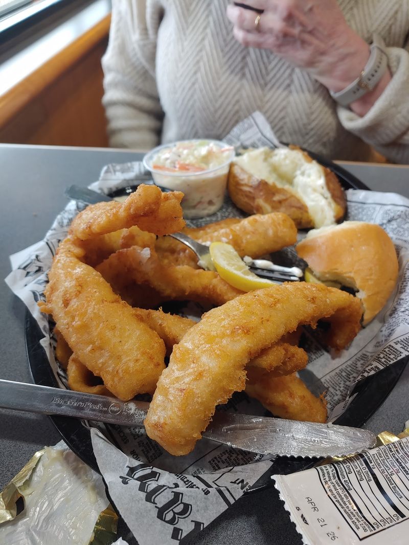 The Fish Fry Locals Plan Their Week Around