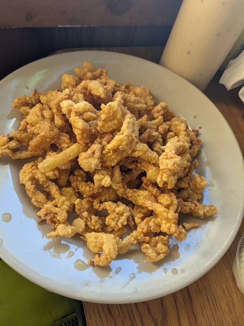 The Fried Clams Everyone Drives For The Fried Clams Everyone Drives For