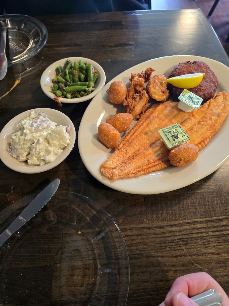 The Fried Oyster Fans