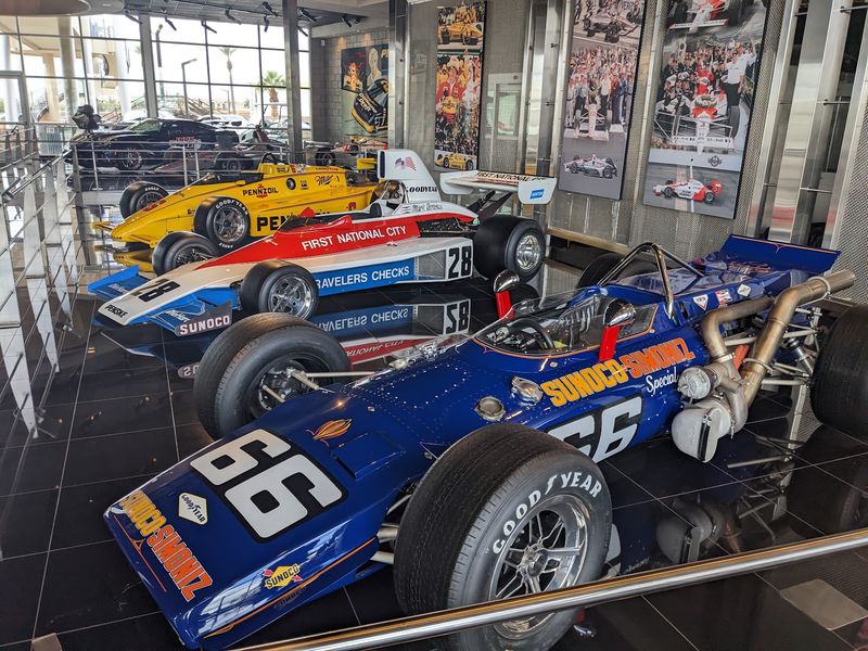 The Indy 500 Legends on the Floor