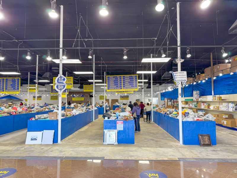 The Northwest Phoenix Bin Store Locals Keep Talking About The Northwest Phoenix Bin Store Locals Keep Talking About