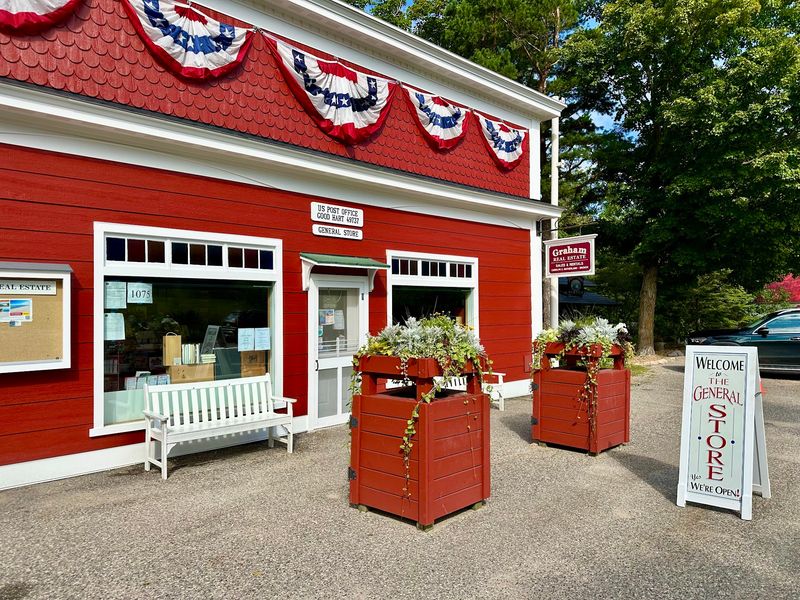 The Quaint Stop at Good Hart