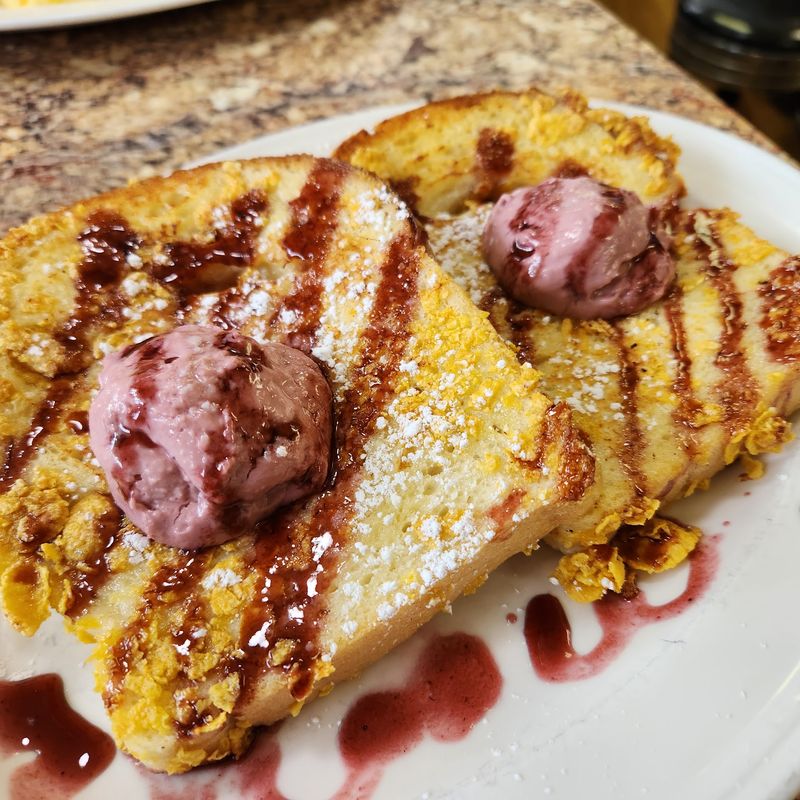 The Raspberry French Toast Everyone Talks About The Raspberry French Toast Everyone Talks About