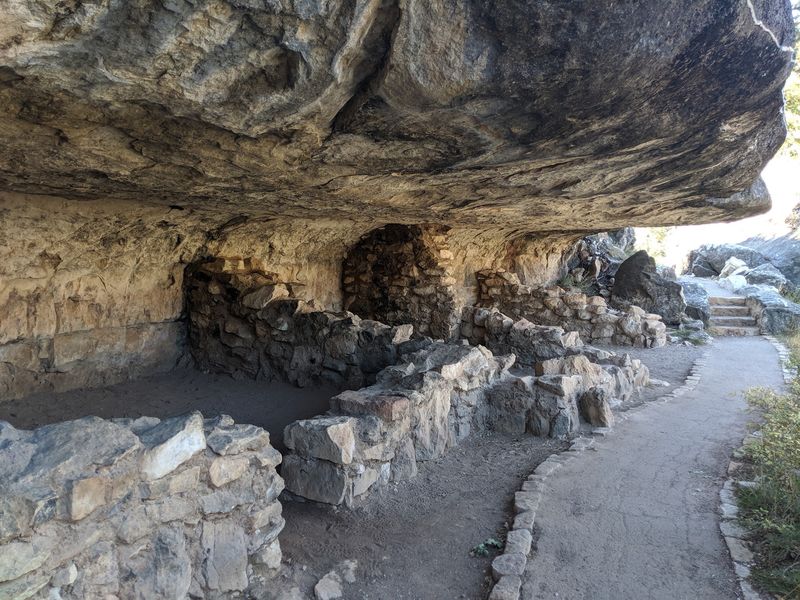 The Sinagua People Who Built Into Stone