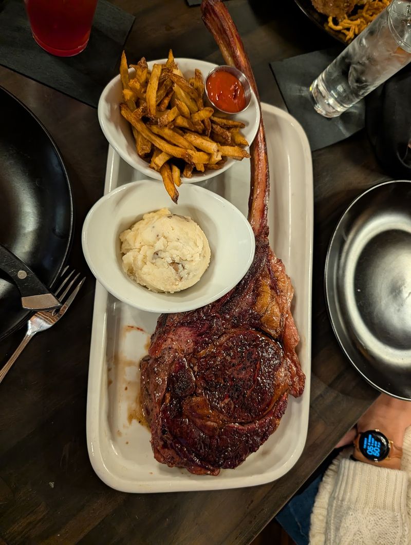 The Tomahawk That Steals the Show The Tomahawk That Steals the Show