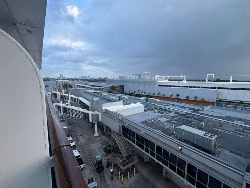 The Verdict on This Waterfront Gateway