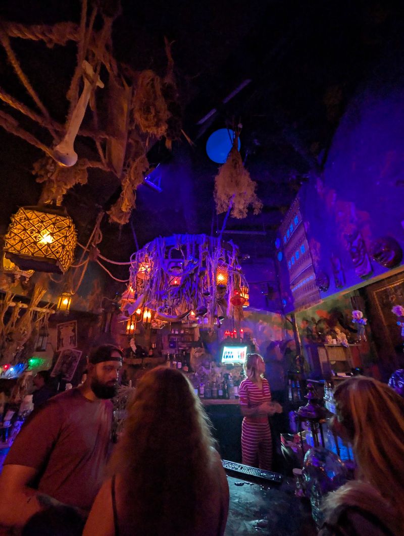 Wall-to-Wall Horror Decor You Can Study for Hours Wall-to-Wall Horror Decor You Can Study for Hours