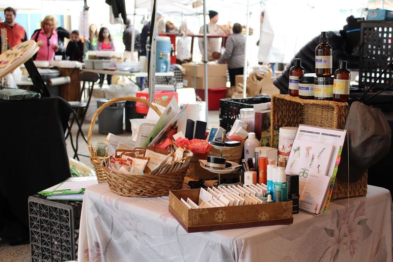 Weekly Farmers and Craft Markets