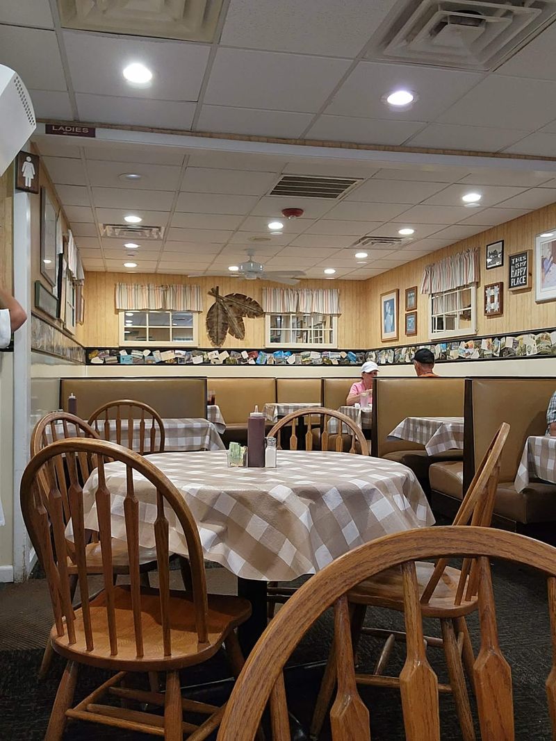 Where Amish Roots Shape the Whole Experience