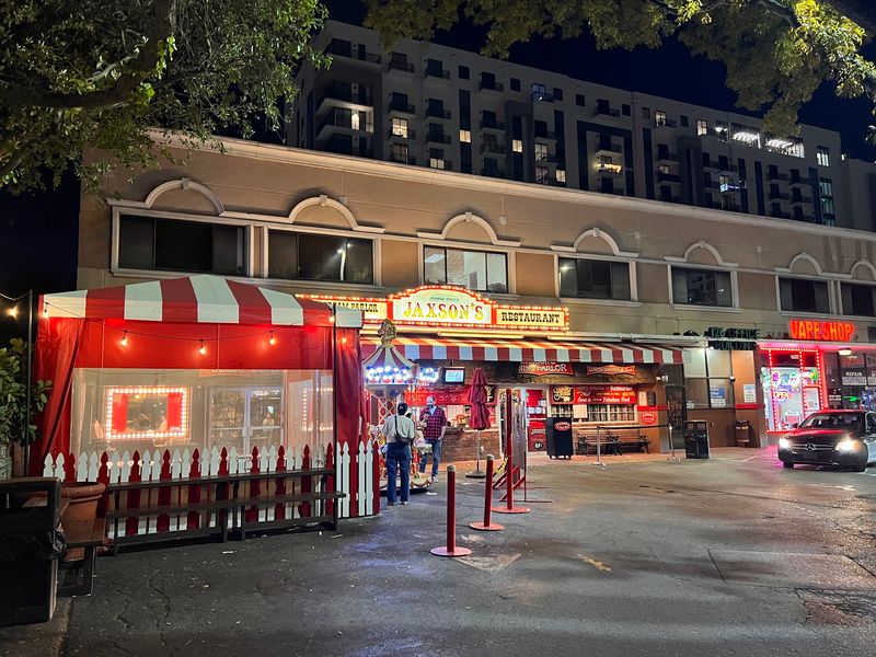 Where Florida's Sweetest Landmark Sits Where Florida's Sweetest Landmark Sits
