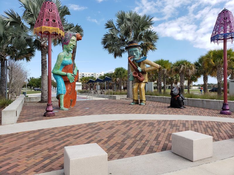 Where This Sculpture-Filled Park Sits in Tampa Where This Sculpture-Filled Park Sits in Tampa