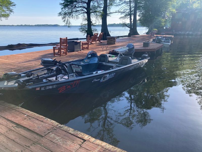 Where the Fish Move and the Guides Know Where the Fish Move and the Guides Know