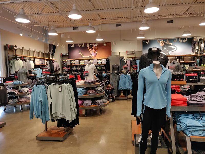 Why This Outlet Keeps Earning Its Stars Why This Outlet Keeps Earning Its Stars
