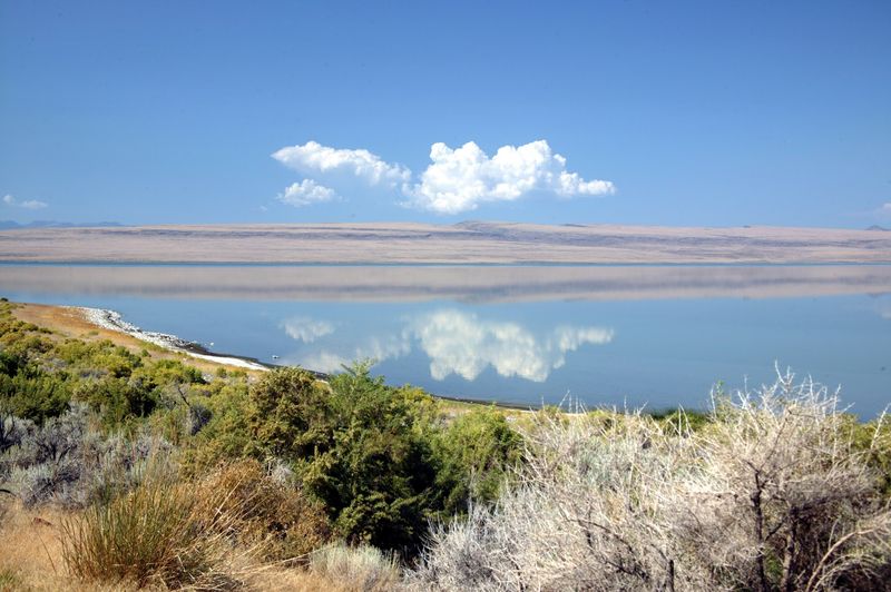 Why This Quiet Lake Earns A Stop