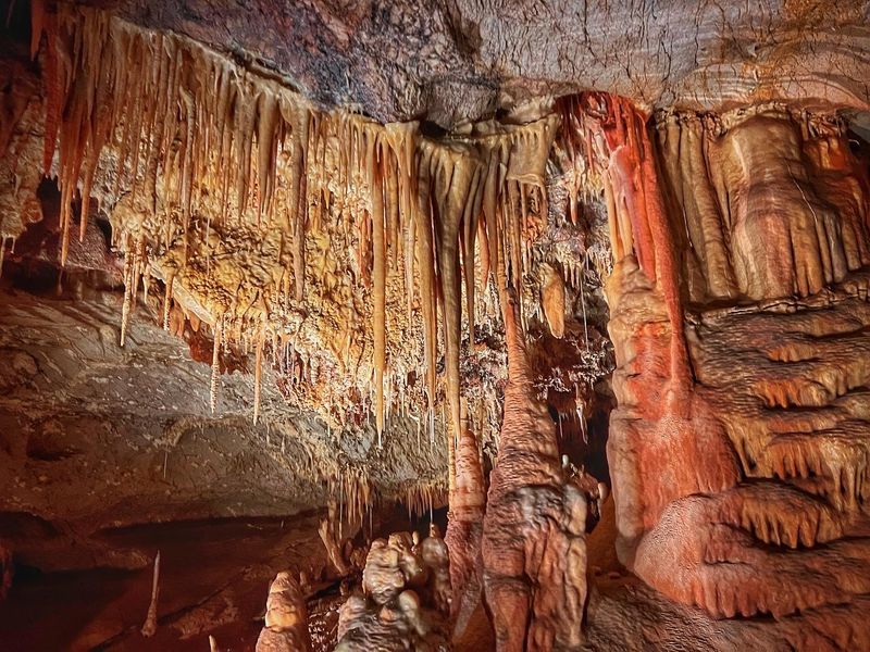 A Cave That Is Still Alive And Growing A Cave That Is Still Alive And Growing