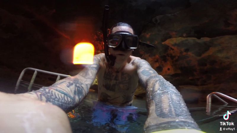 A Cavern That Welcomes Scuba Divers A Cavern That Welcomes Scuba Divers