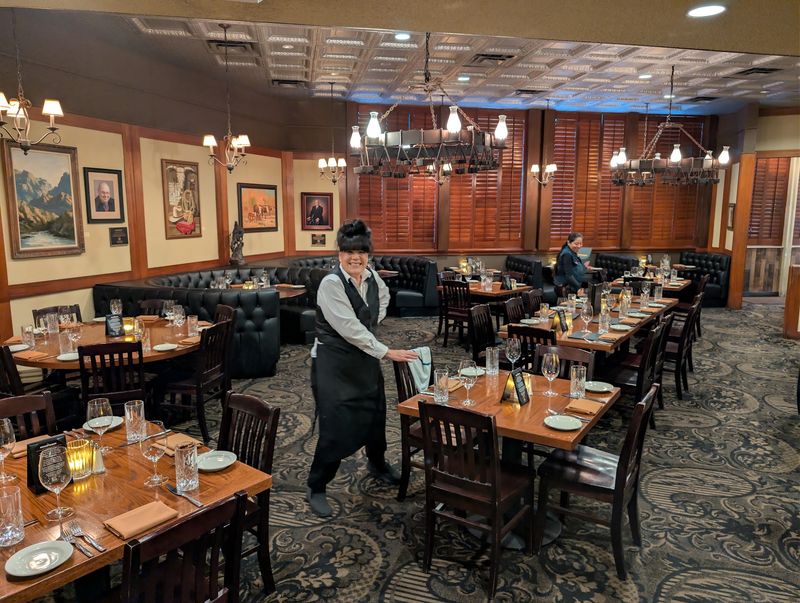 A Comfortable Spot for Birthdays and Big Nights