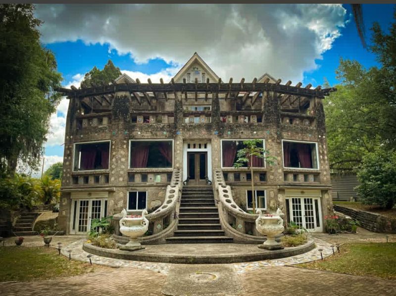 A Concrete Castle on a Quiet Bartow Road