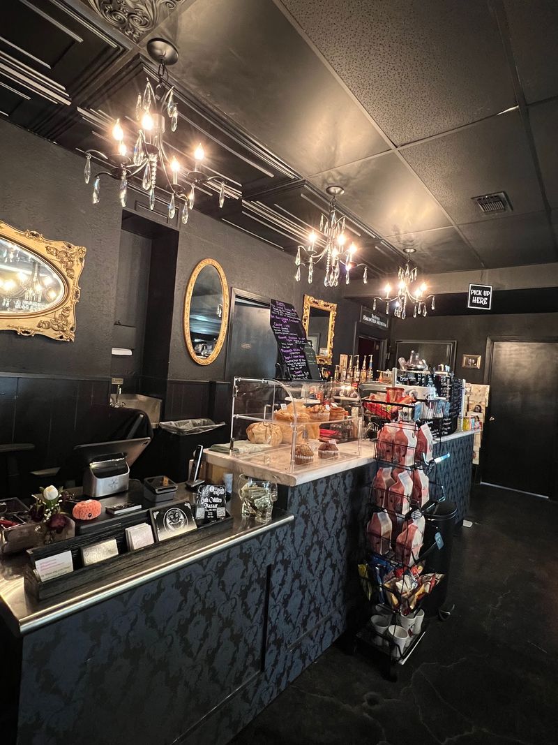 A Goth Café on Cheatham Street