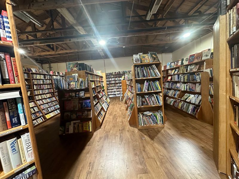 Aisles That Are Easy To Get Lost In Aisles That Are Easy To Get Lost In