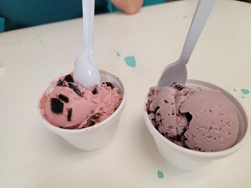 Big Scoops, Fair Prices Big Scoops, Fair Prices