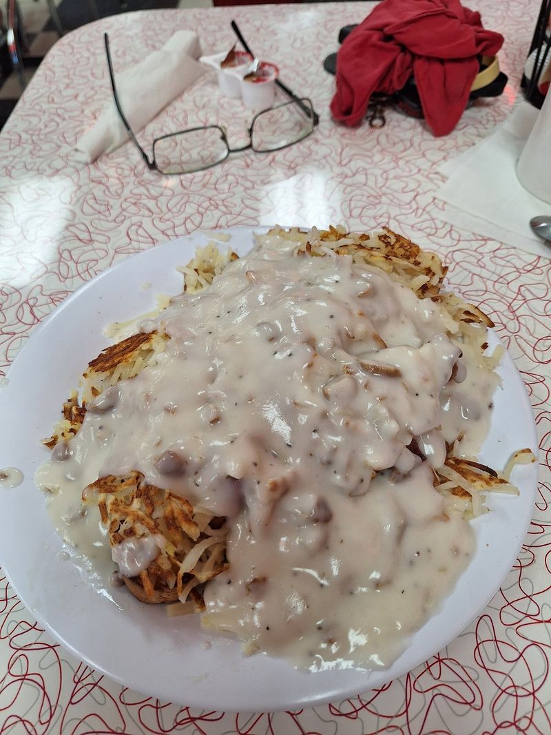 Biscuits and Gravy That Taste Like Comfort Biscuits and Gravy That Taste Like Comfort